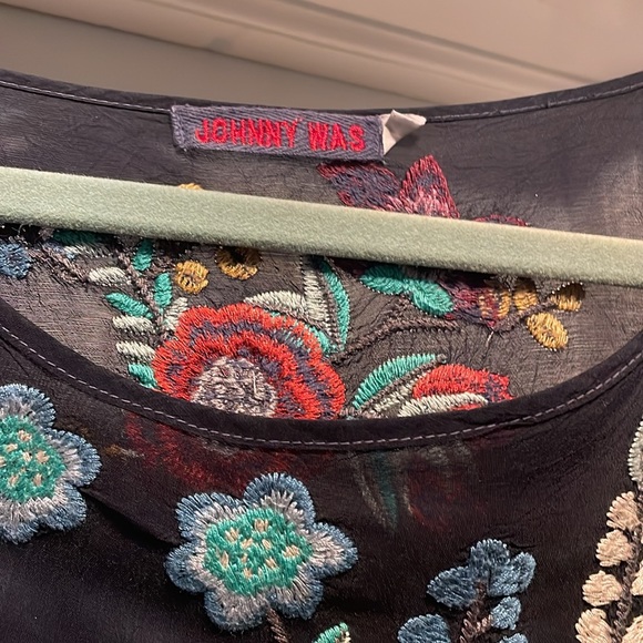 Johnny Was embroidered blouse - Picture 2 of 8